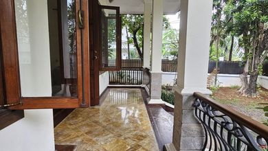 Rumah Area Luxury patra kuningan, Jakarta Selatan - Harga Menarik 60 Miliar