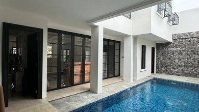 Rumah Modern Luas 250 Jual area Kebayoran Baru, Jakarta Selatan