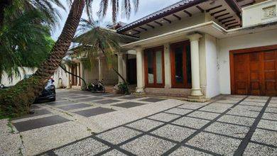 Rumah Minimalis di Cipete, Jakarta Selatan, Luas 920 m2