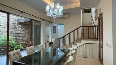 Jual Rumah Eksklusif LT 175 m2 Area Pasar Minggu, Jakarta Selatan