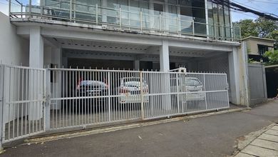 Kosan Di Kemang Dengan Bts Provider Sebagai Tambahan Pasive Income