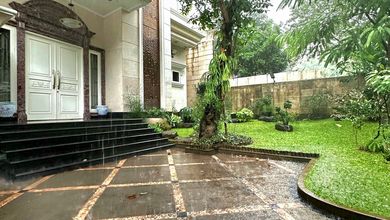 Rumah Mewah di Kawasan Kebayoran Baru, Jakarta Selatan, LB 500m², Harga 50 Miliar