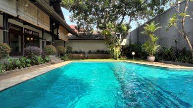 Rumah Modern Luas 1117 Jual di Kemang, Jakarta Selatan