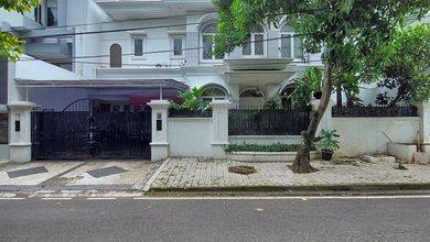 Jual Segera Rumah Elit di Pondok Indah, Jakarta Selatan, LT 400 m2