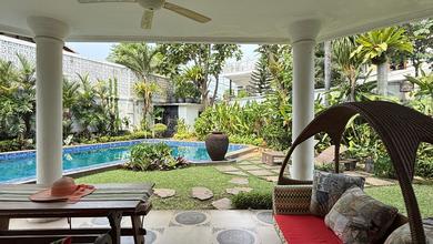 Rumah Mewah di Kemang, Jakarta Selatan, 5 KT, LT 1200m²